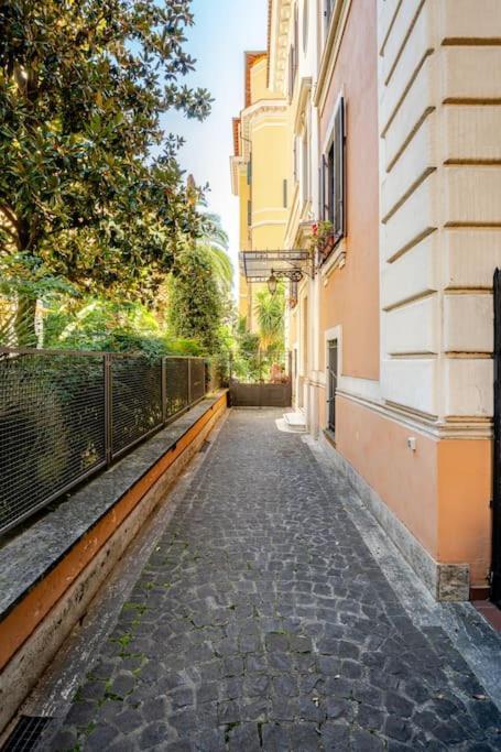 Lovely Loft Torlonia In Center Town Appartement