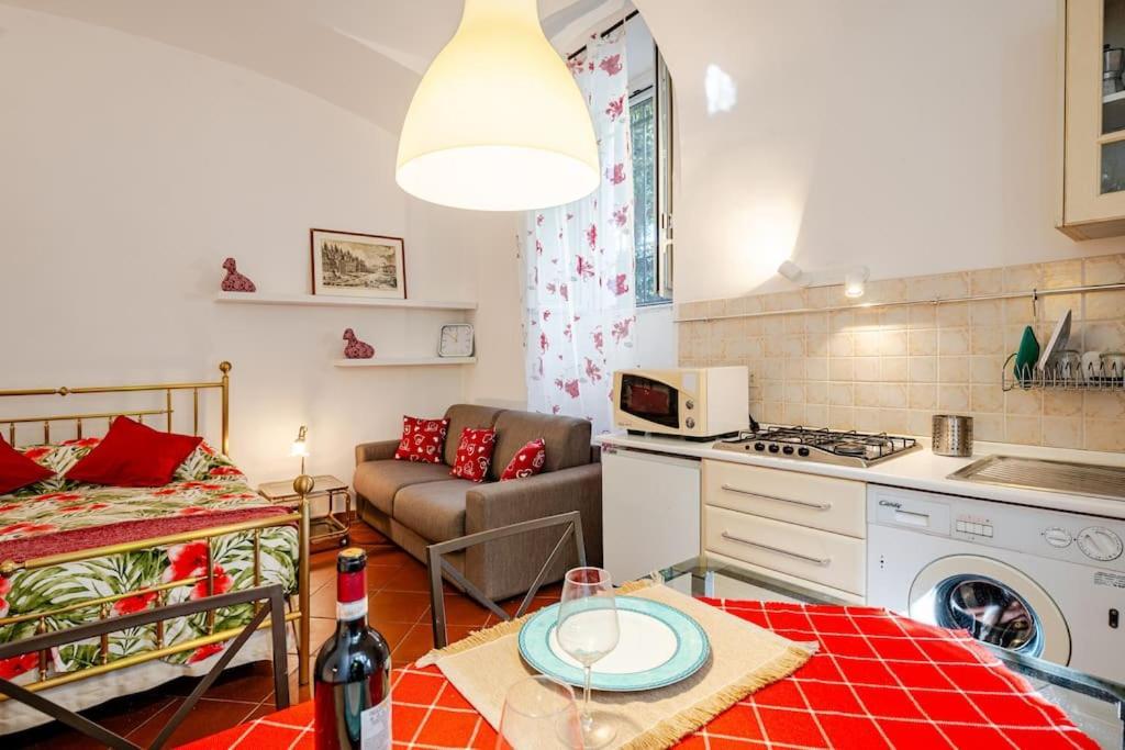 Lovely Loft Torlonia In Center Town Apartment Rome